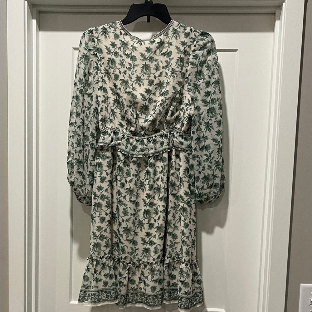 Max Studio Green Floral Long Sleeve Dress - Picture 4 of 4